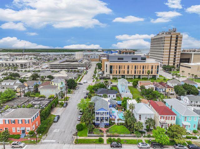 1128 Postoffice Street, Galveston, TX 77550