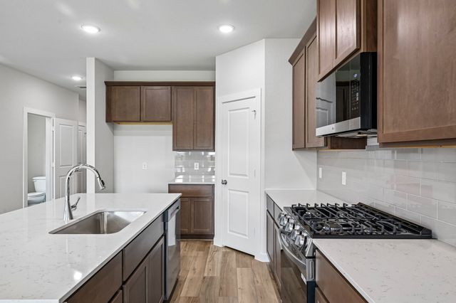 732 Ashley Gardens Drive, Forney, TX 75126