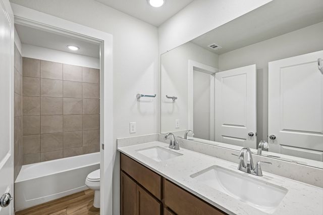 732 Ashley Gardens Drive, Forney, TX 75126
