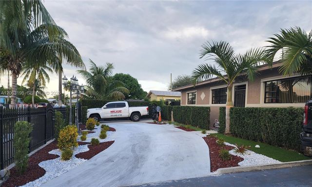 3760 NW 197th St 1, Miami Gardens, FL 33055