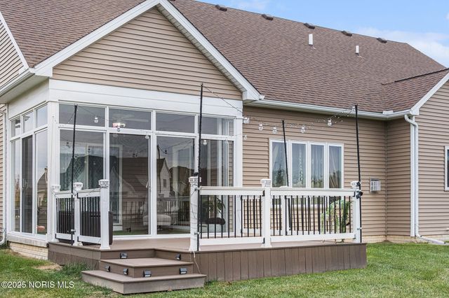 2354 Goldenrod Lane, Perrysburg, OH 43551