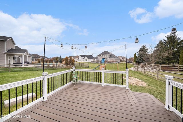 2354 Goldenrod Lane, Perrysburg, OH 43551