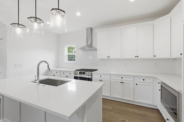 319 Glenrose Ave, Nashville, TN 37210