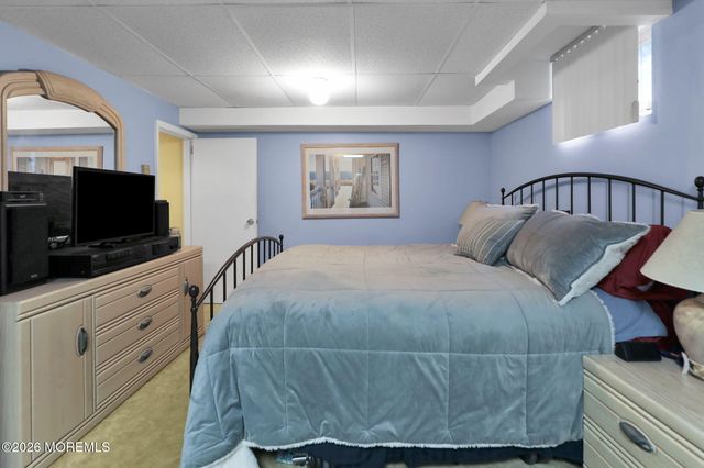 180 Central Avenue, Island Heights, NJ 08732