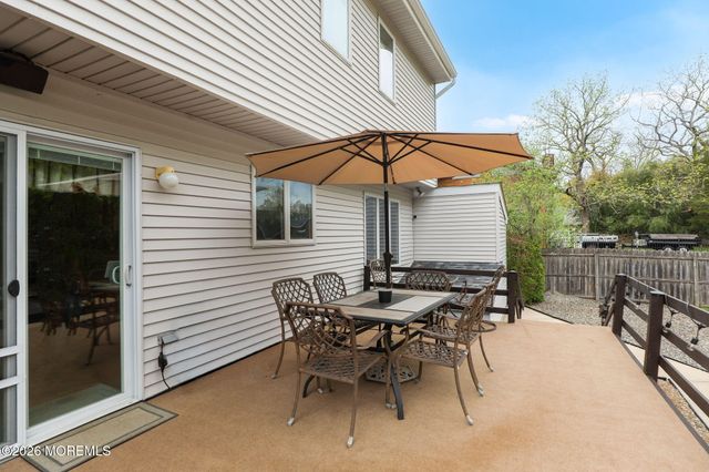 180 Central Avenue, Island Heights, NJ 08732