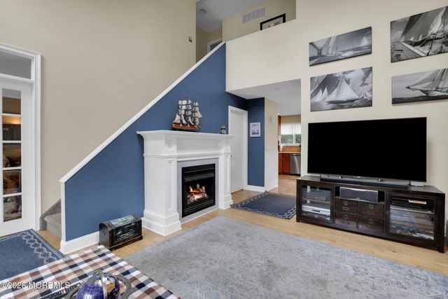 180 Central Avenue, Island Heights, NJ 08732