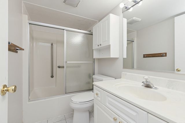 8932 W 140th Street 1A, Orland Park, IL 60462