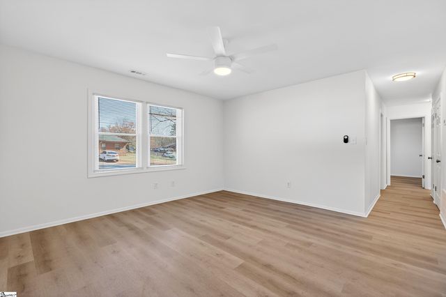 230 Fisher Avenue, Spartanburg, SC 29301