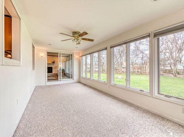 1060 Hollywood Drive, Monroe, MI 48162