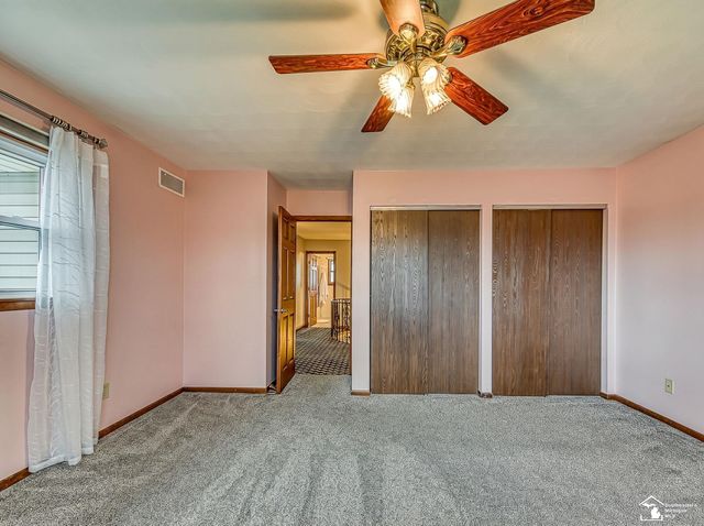1060 Hollywood Drive, Monroe, MI 48162