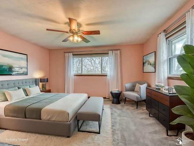 1060 Hollywood Drive, Monroe, MI 48162