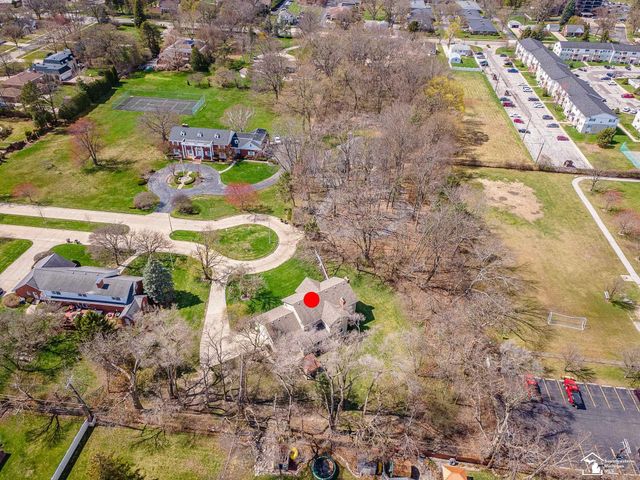 1060 Hollywood Drive, Monroe, MI 48162