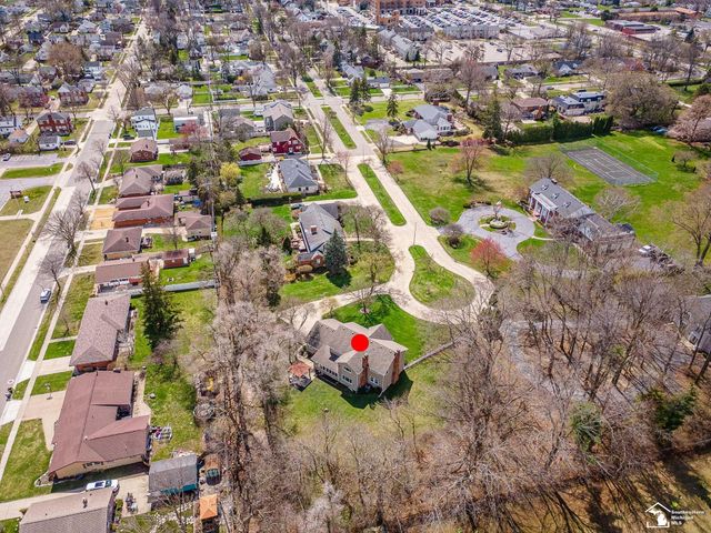 1060 Hollywood Drive, Monroe, MI 48162