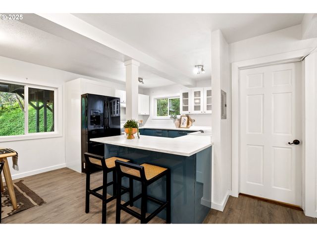 988 SAVAGE CREEK Rd, Grants Pass, OR 97527