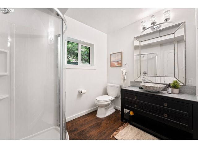 988 SAVAGE CREEK Rd, Grants Pass, OR 97527