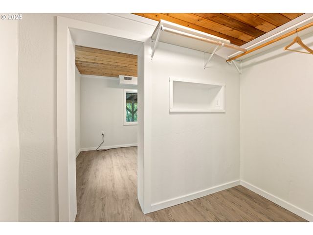 988 SAVAGE CREEK Rd, Grants Pass, OR 97527