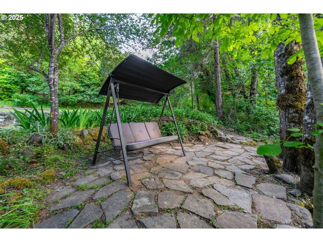 988 SAVAGE CREEK Rd, Grants Pass, OR 97527