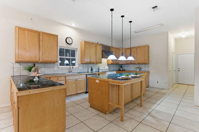 20934 Imperial Oak Drive, Magnolia, TX 77355