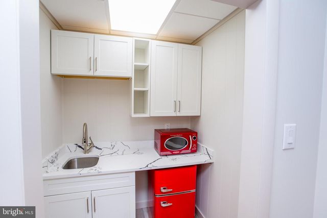 100-UNIT 102 W BUTLER AVE, Doylestown, PA 18901