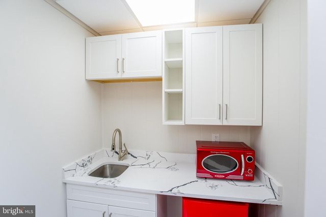 100-UNIT 102 W BUTLER AVE, Doylestown, PA 18901