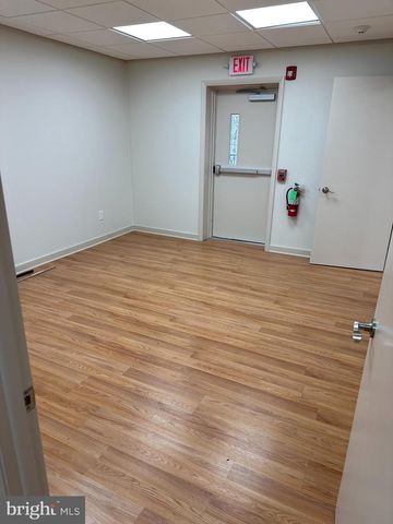 100-UNIT 102 W BUTLER AVE, Doylestown, PA 18901