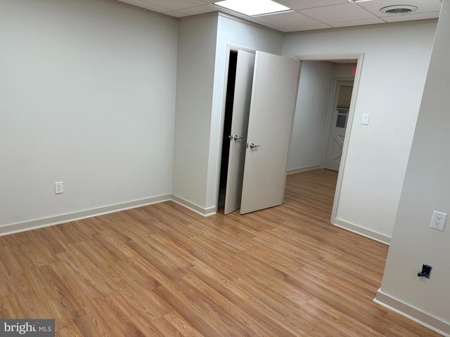 100-UNIT 102 W BUTLER AVE, Doylestown, PA 18901