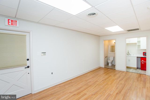 100-UNIT 102 W BUTLER AVE, Doylestown, PA 18901