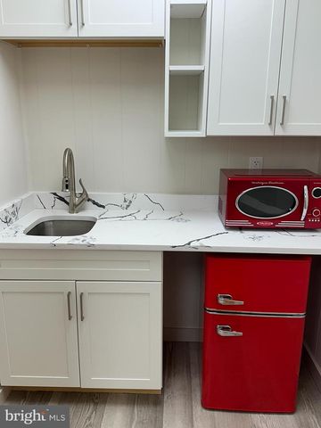 100-UNIT 102 W BUTLER AVE, Doylestown, PA 18901