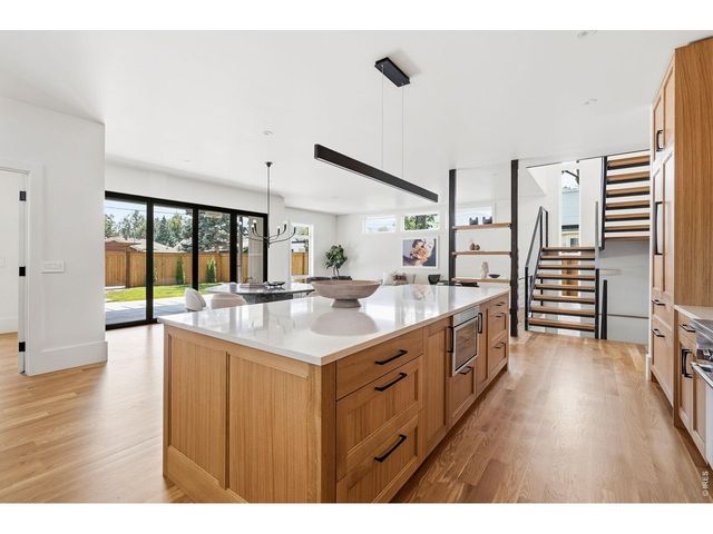 1918 Pine St, Boulder, CO 80302