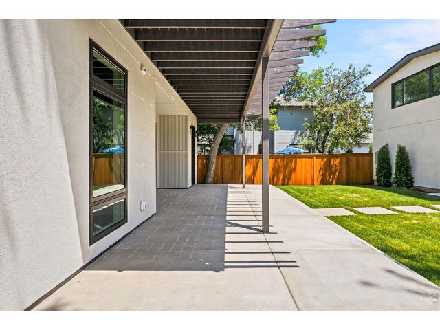1918 Pine St, Boulder, CO 80302