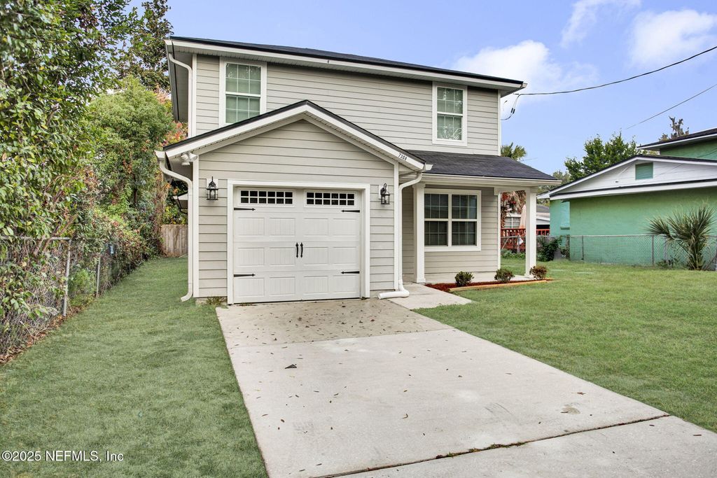 7308 BARBERIE Street, Jacksonville, FL 32208
