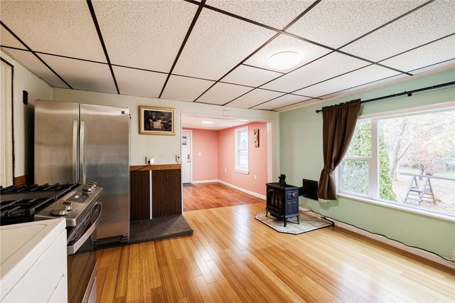 4451 Old Ridge Road, Williamson, NY 14589