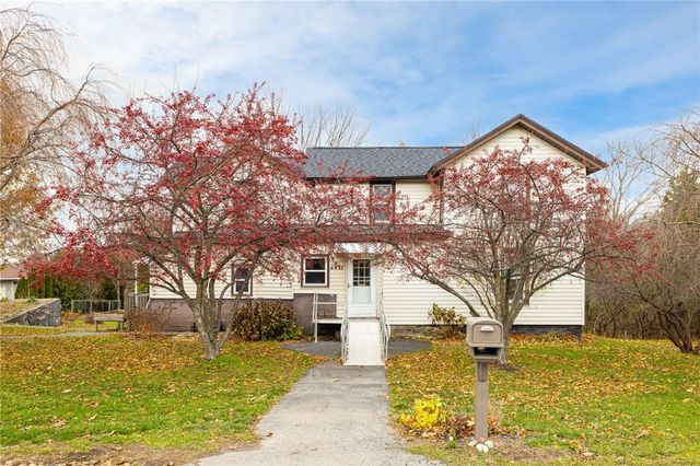 4451 Old Ridge Road, Williamson, NY 14589