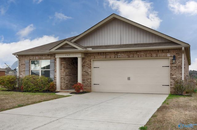107 Natalie Jane Drive, Hazel Green, AL 35750