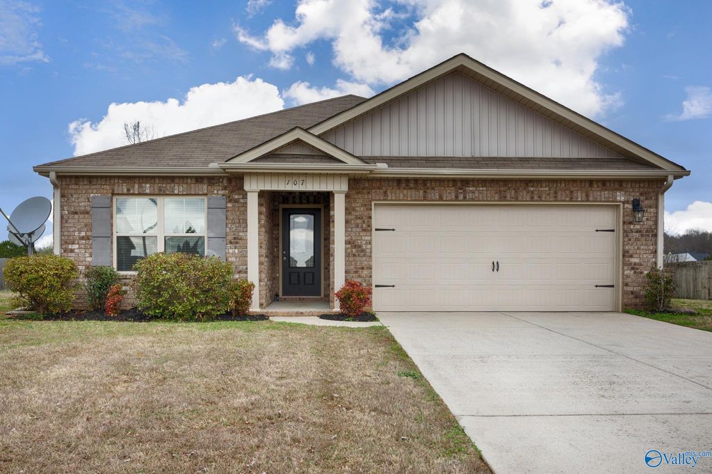 107 Natalie Jane Drive, Hazel Green, AL 35750