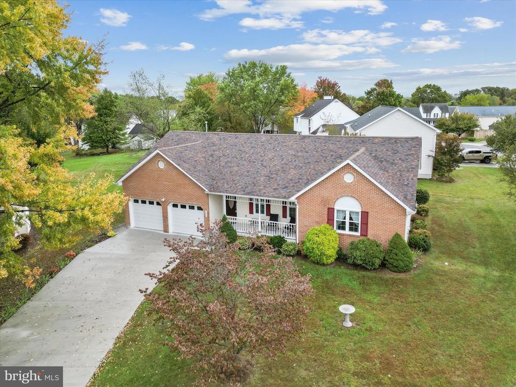 112 JEFFERSON CT, Stephens City, VA 22655