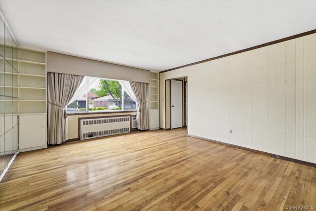 147-84 6th Avenue, Whitestone, NY 11357