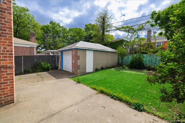 147-84 6th Avenue, Whitestone, NY 11357