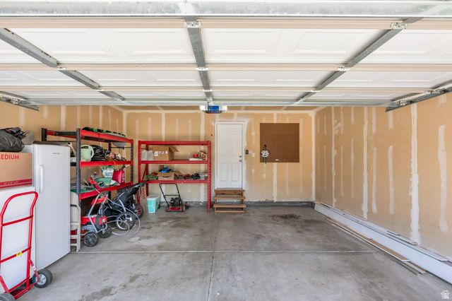 4613 E BRIDLEWAY RD, Eagle Mountain, UT 84005