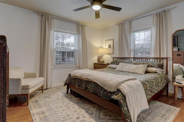 1910 N LAWE STREET, Appleton, WI 54911