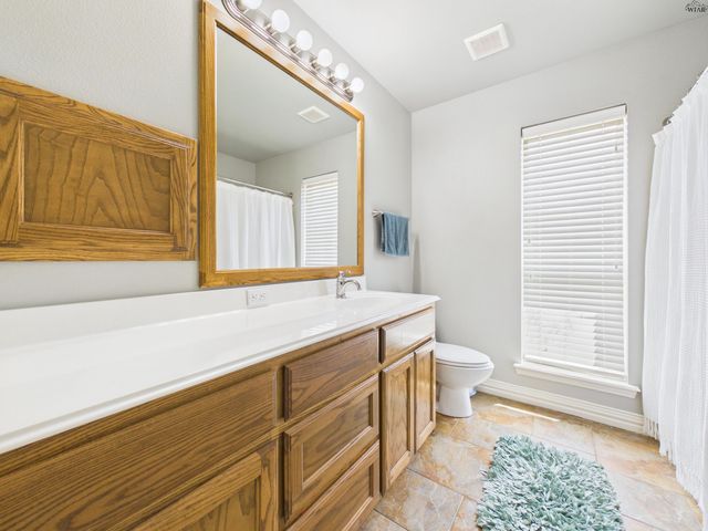 5012 L B DRIVE, Wichita Falls, TX 76310