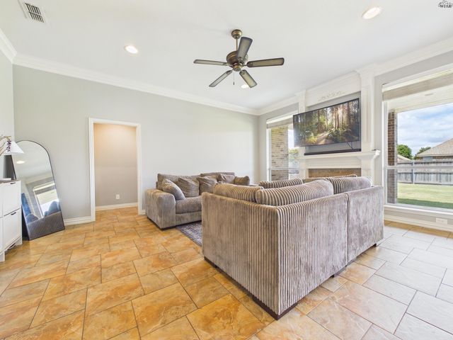 5012 L B DRIVE, Wichita Falls, TX 76310