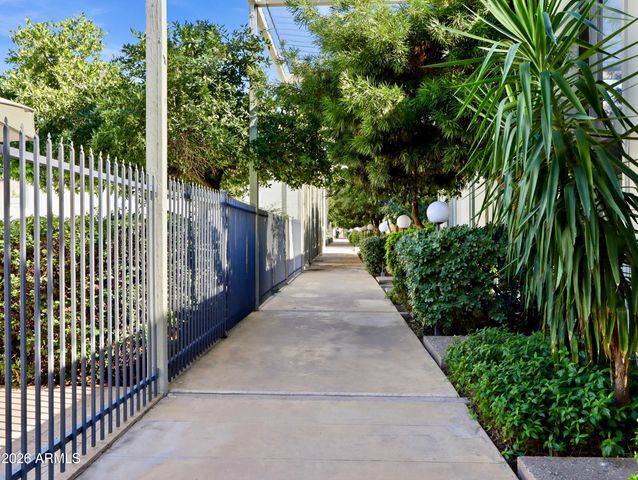 4411 N 40TH Street 51, Phoenix, AZ 85018