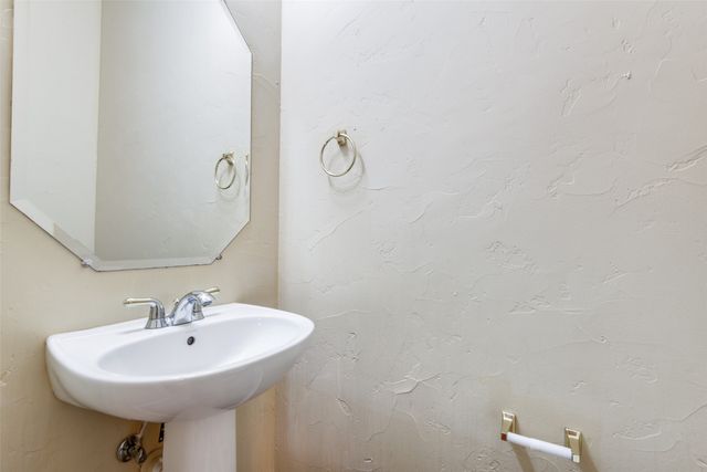 5636 Country View Lane, Frisco, TX 75036