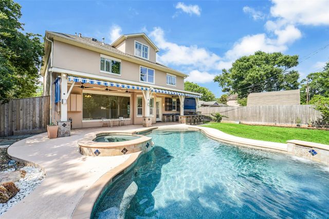 4911 Imperial Street, Bellaire, TX 77401