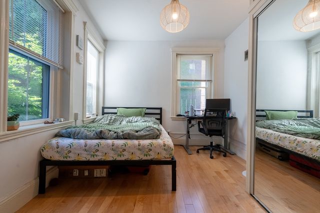 68 Phillips St 6, Boston, MA 02114