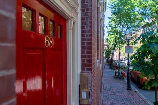 68 Phillips St 6, Boston, MA 02114