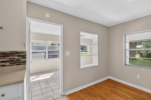 307 STEEDLY AVENUE, Lake Wales, FL 33853