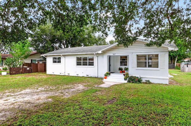 307 STEEDLY AVENUE, Lake Wales, FL 33853