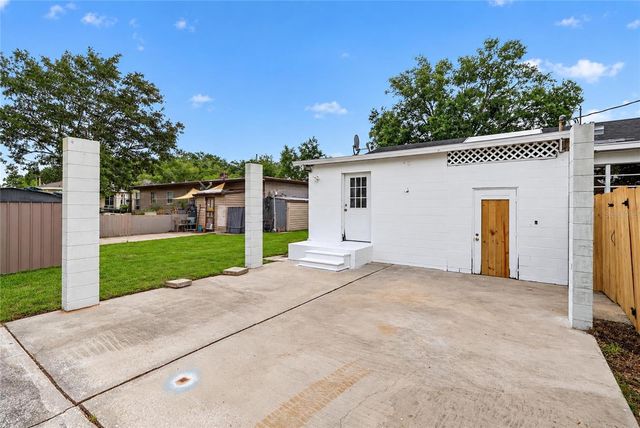 307 STEEDLY AVENUE, Lake Wales, FL 33853